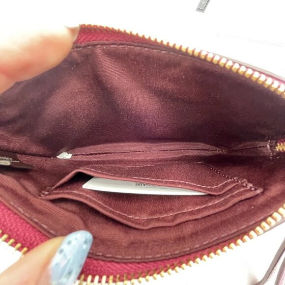 NEW COACH Women’s Corner Zip Wristlet CP483 Pebble Leather Pink – NWT - Picture 4 of 10